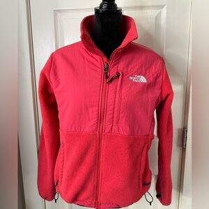 EUC North Face jacket- wi/pockets - zippers work perfectly. Med- red/pink